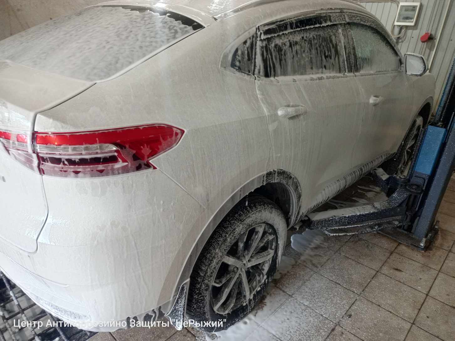 Автомобиль Haval F7x, этап: Мойка автомобиля. Антикоррозийная обработка в Москве и МО — НеРыжий