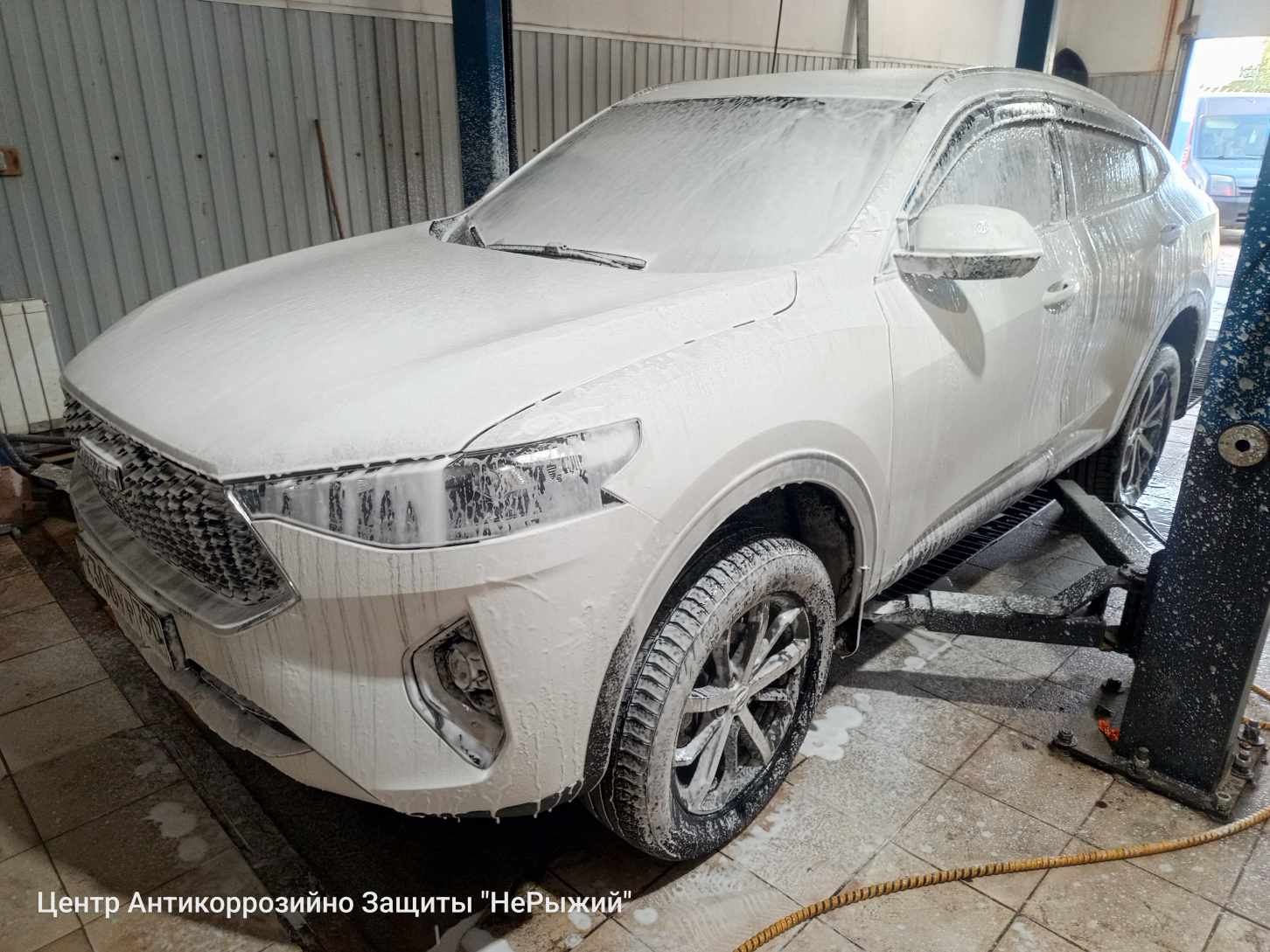 Автомобиль Haval F7x, этап: Мойка автомобиля. Антикоррозийная обработка в Москве и МО — НеРыжий