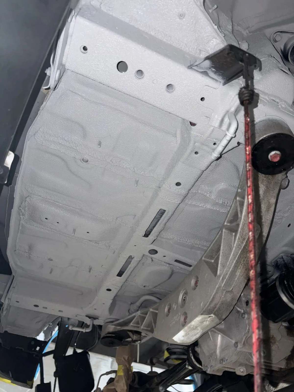Автомобиль Haval Jolion, этап: Распыляемый герметик. Антикоррозийная обработка в Москве и МО — НеРыжий