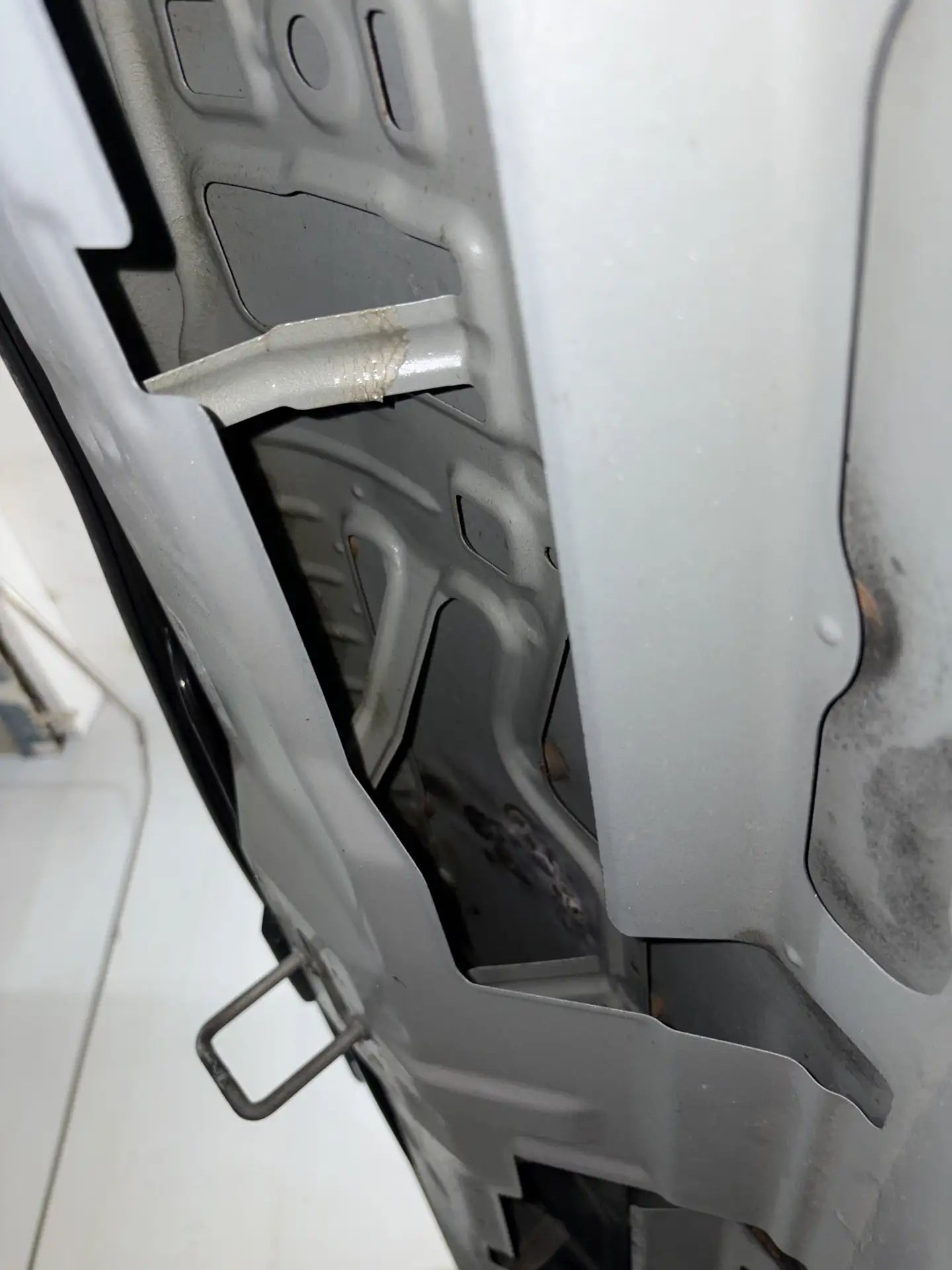 Автомобиль Honda S2000, этап: Обработка скрытых полостей.. Антикоррозийная обработка в Москве и МО — НеРыжий