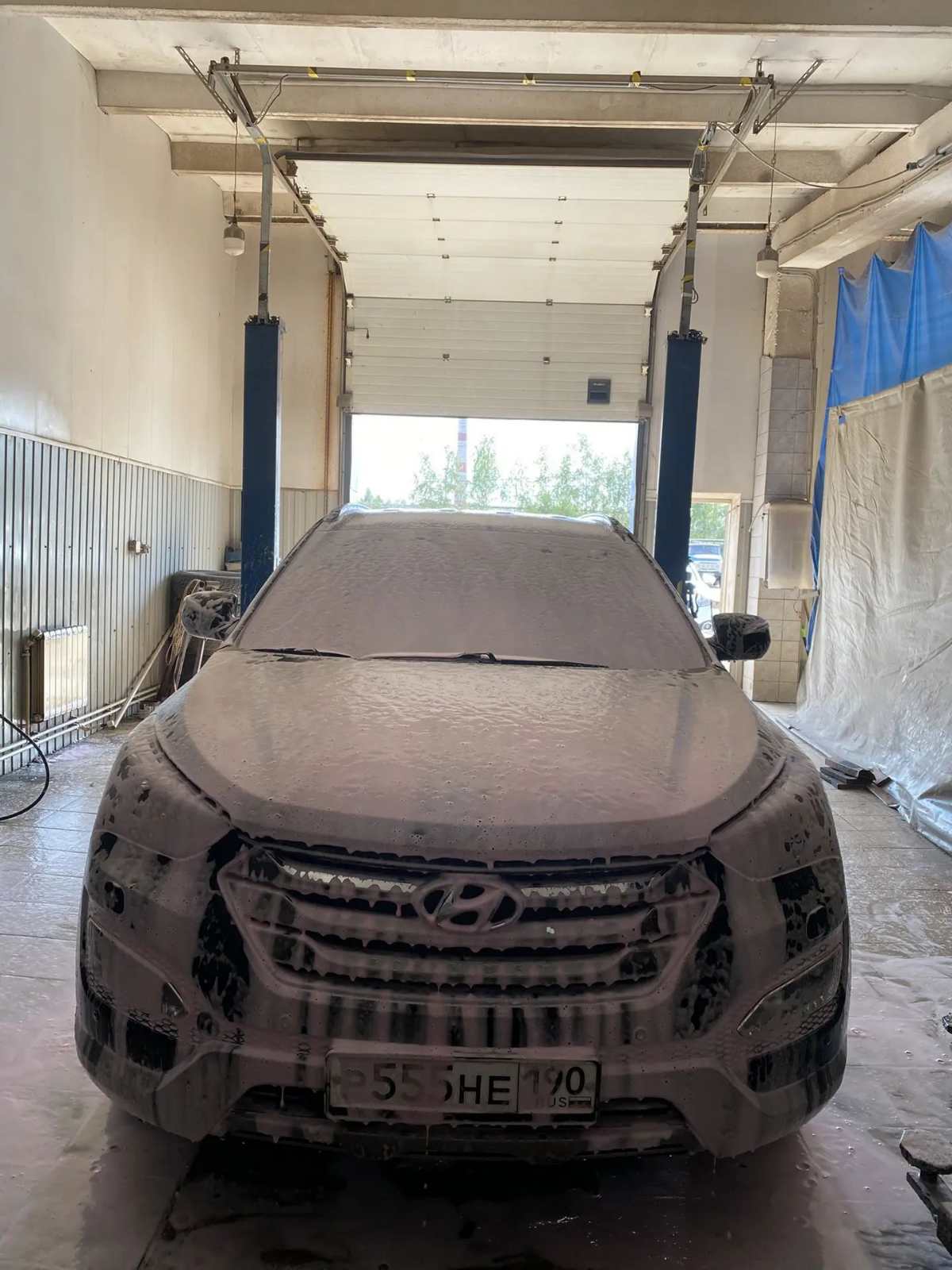Автомобиль Hyundai Santa Fe IV (TM), этап: Техническая мойка кузова. Антикоррозийная обработка в Москве и МО — НеРыжий