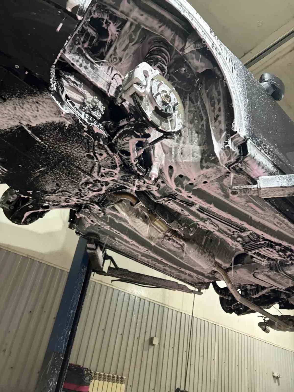 Автомобиль Mazda CX-5 II, этап: Мойка днища для новых авто до 500км. Антикоррозийная обработка в Москве и МО — НеРыжий