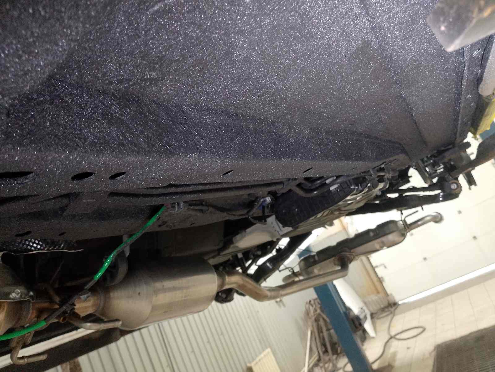 Автомобиль Mazda CX-5 II, этап: Распыляемый герметик. Антикоррозийная обработка в Москве и МО — НеРыжий