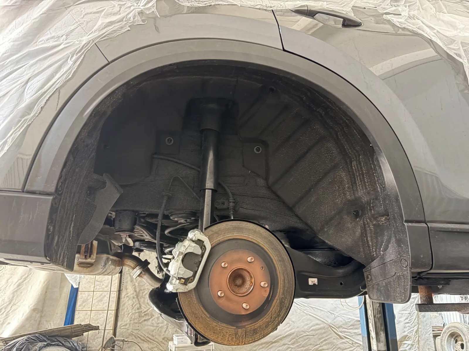 Автомобиль Mazda CX-5 II, этап: Техническая мойка кузова. Антикоррозийная обработка в Москве и МО — НеРыжий