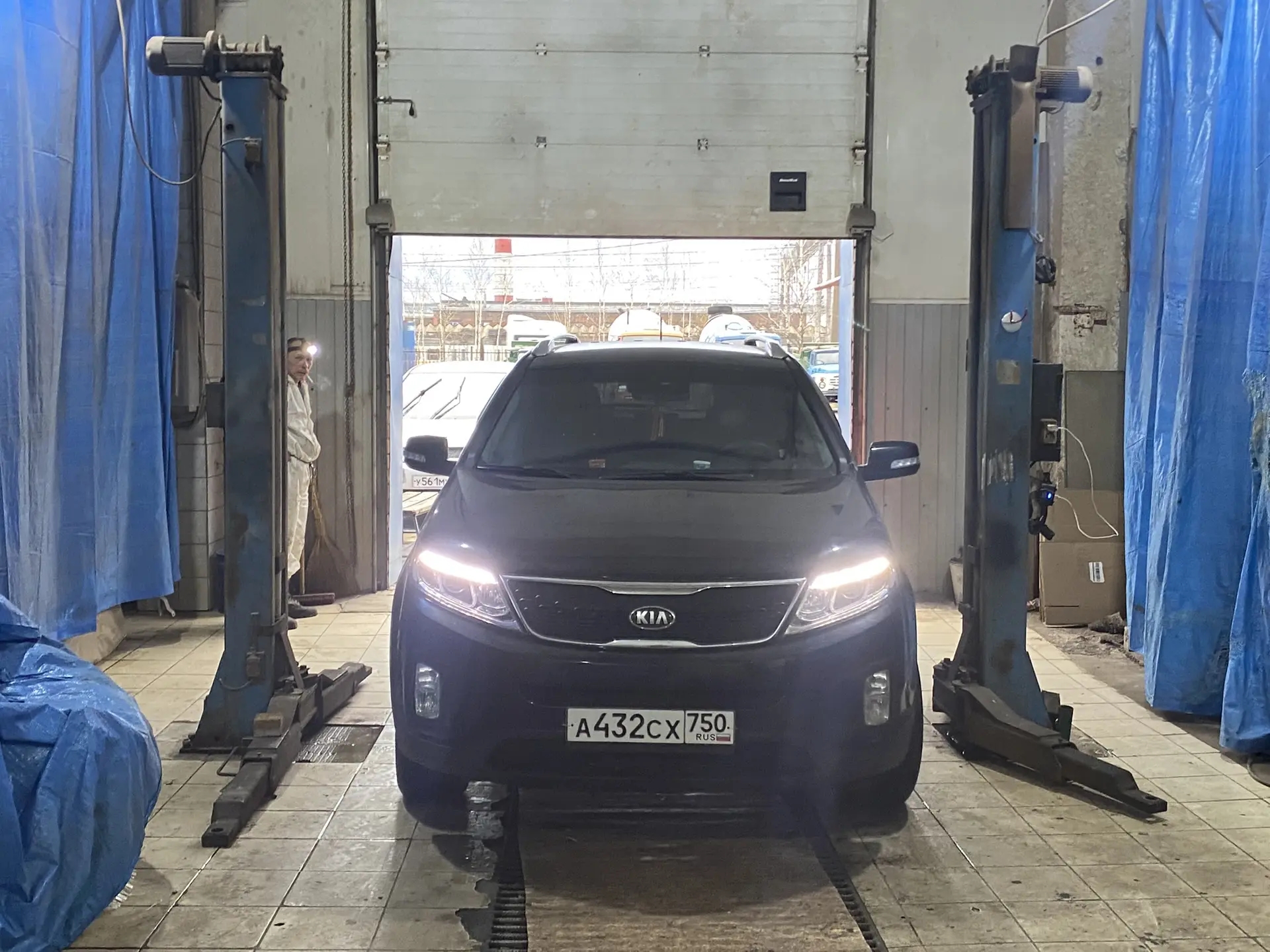 Автомобиль Kia Sorento III (UM), этап: Выдача авто. Антикоррозийная обработка в Москве и МО — НеРыжий