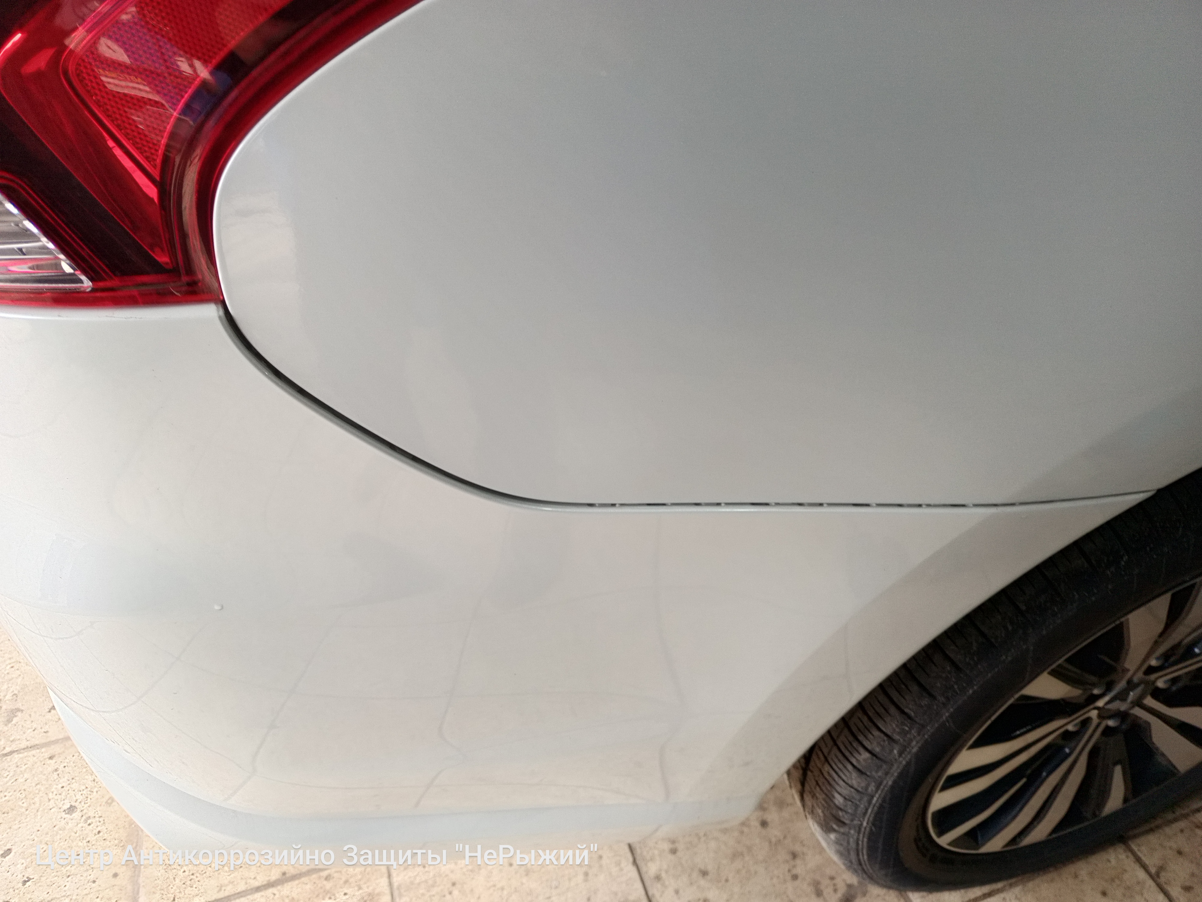 Автомобиль Mitsubishi Outlander IV, этап: Приемка автомобиля. Антикоррозийная обработка в Москве и МО — НеРыжий