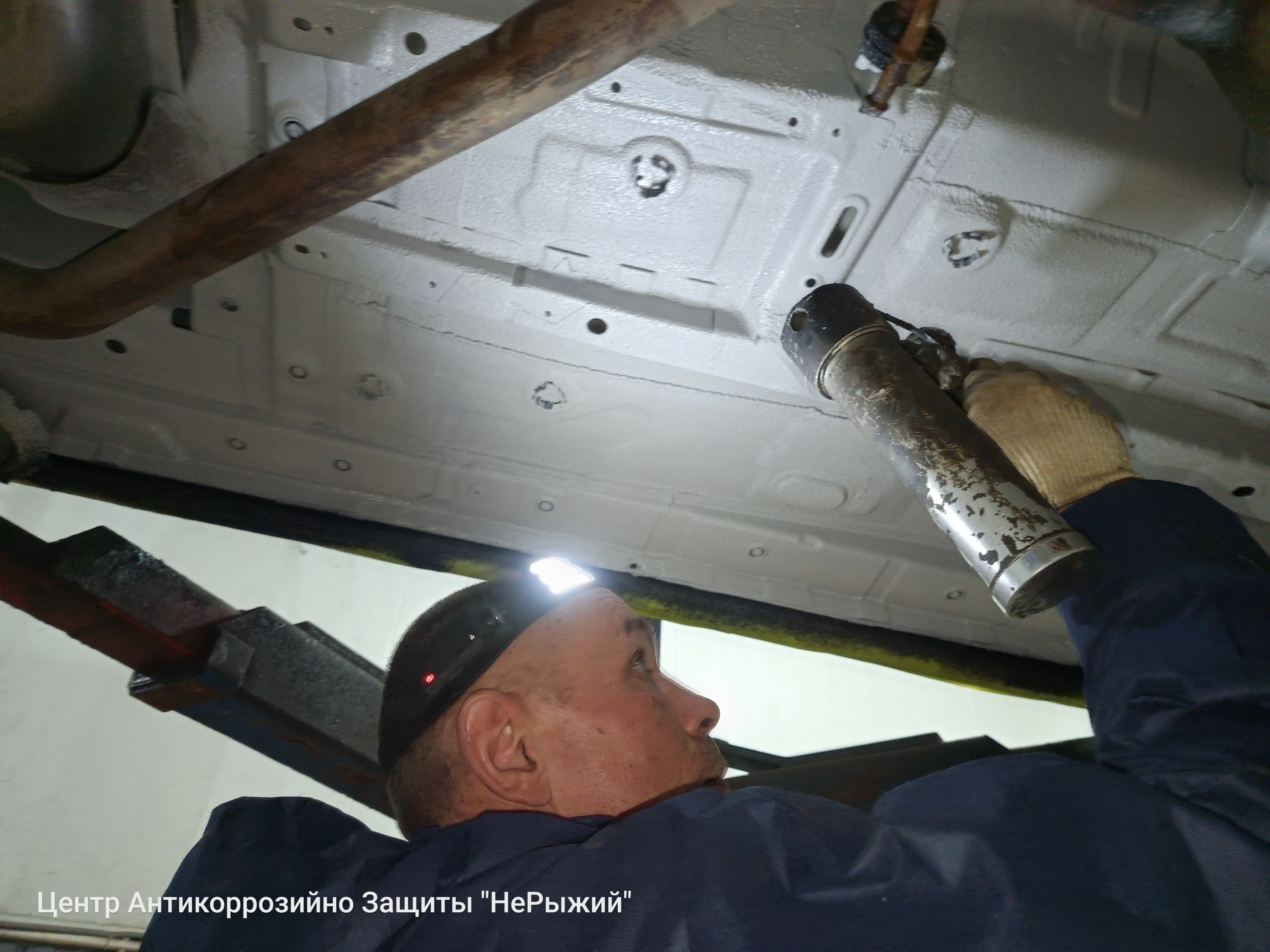 Автомобиль Dongfeng Fengon 5, этап: Распыляемый герметик. Антикоррозийная обработка в Москве и МО — НеРыжий