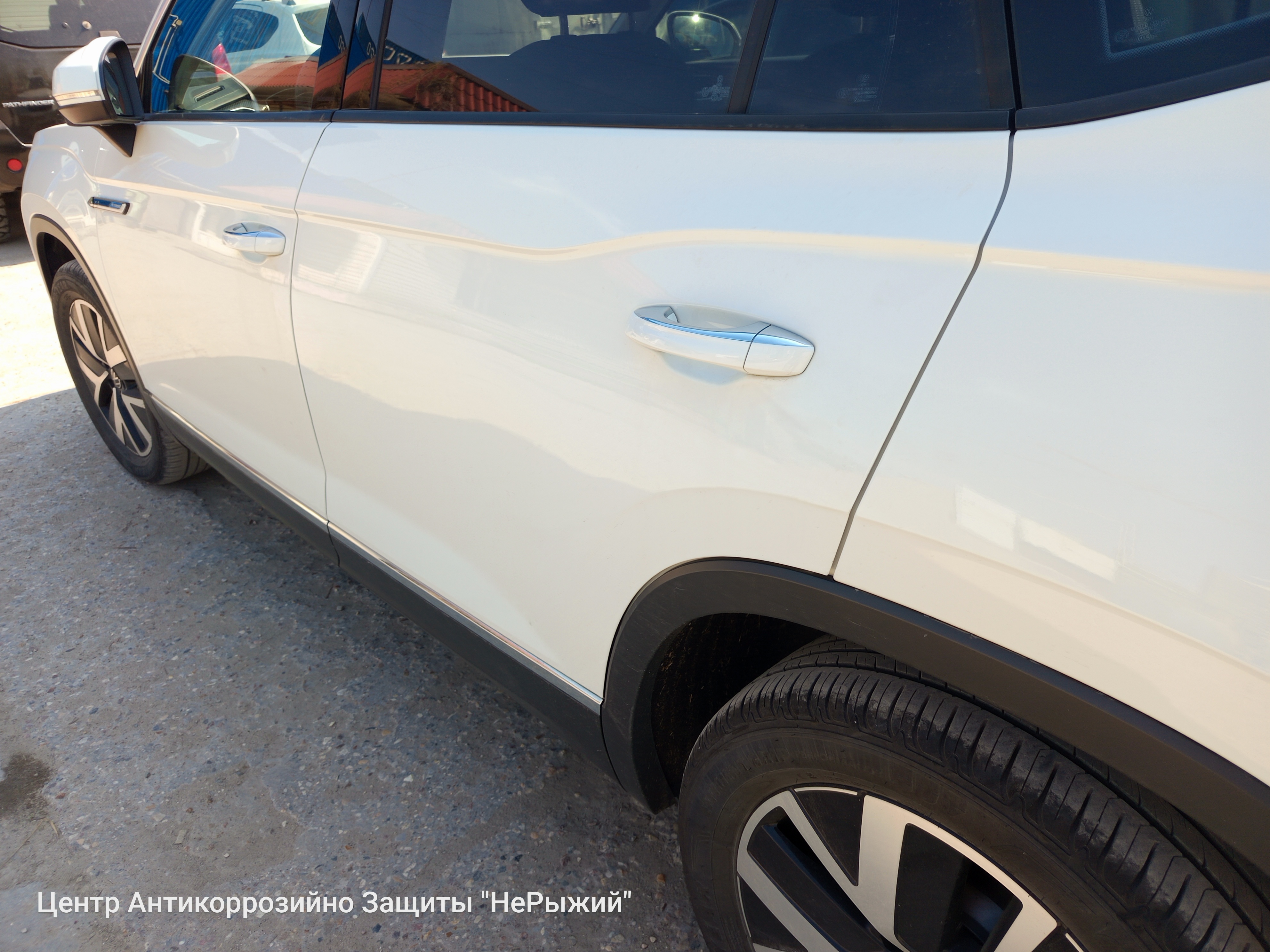 Автомобиль Volkswagen Tayron, этап: Приемка автомобиля. Антикоррозийная обработка в Москве и МО — НеРыжий