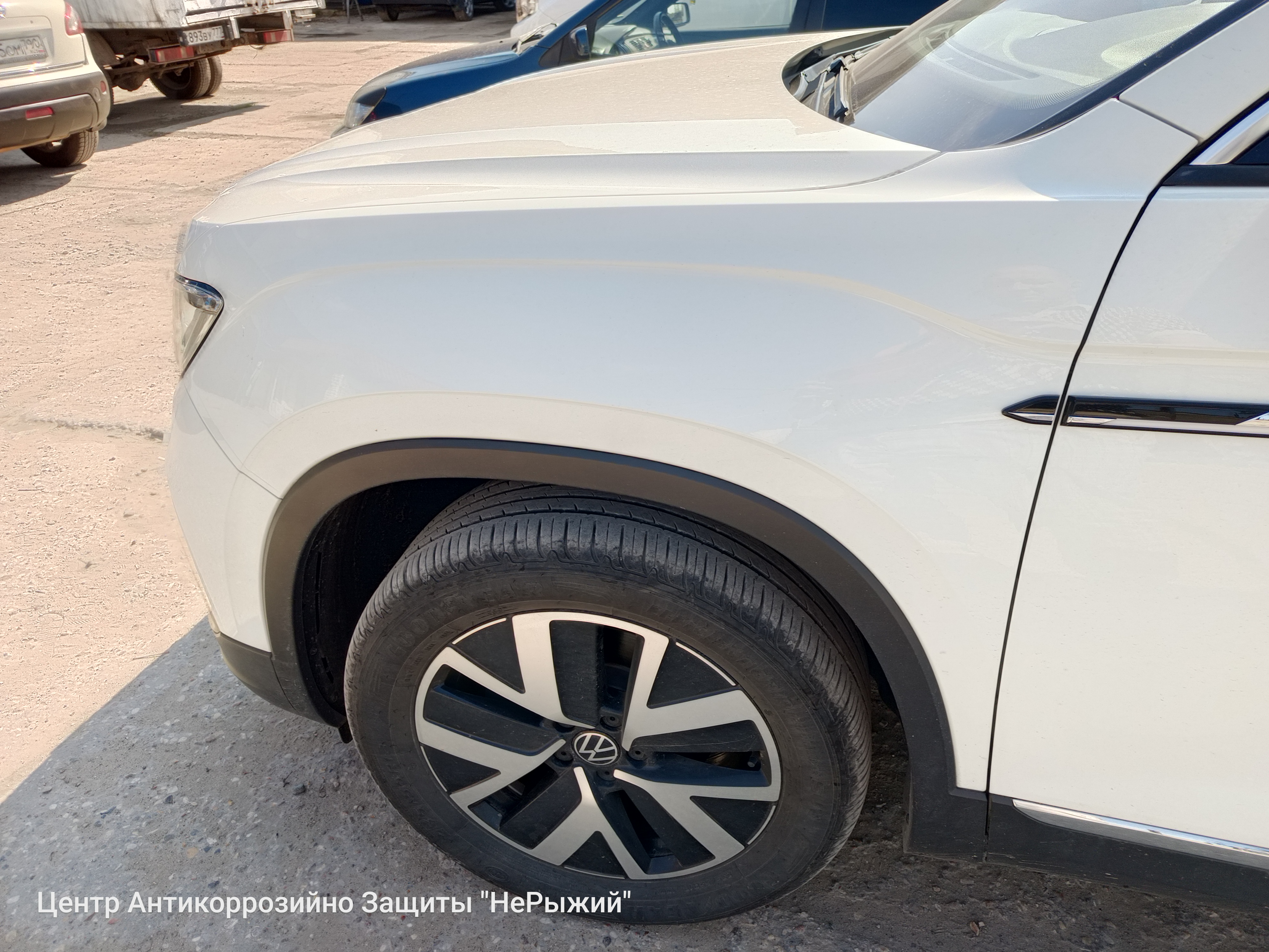 Автомобиль Volkswagen Tayron, этап: Приемка автомобиля. Антикоррозийная обработка в Москве и МО — НеРыжий