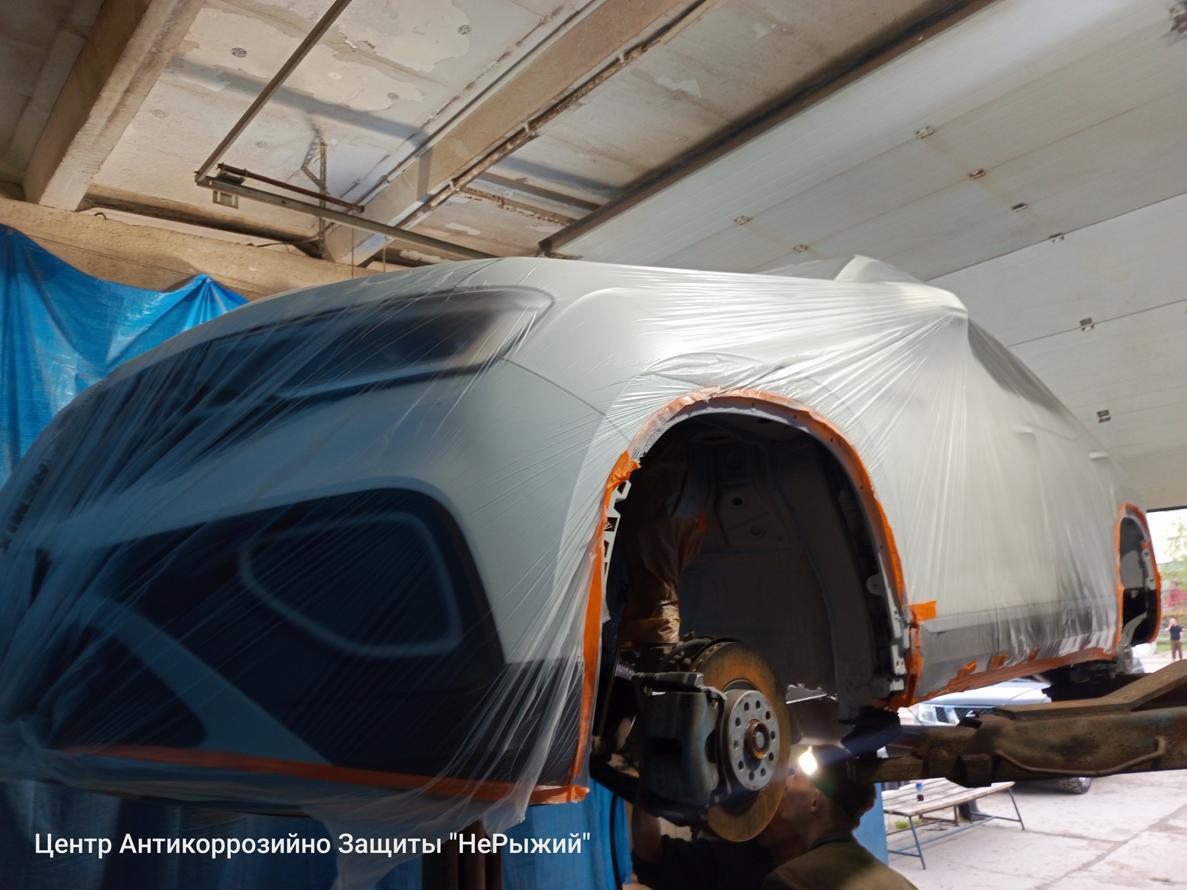 Автомобиль Volkswagen Tayron, этап: Оклейка авто. Антикоррозийная обработка в Москве и МО — НеРыжий