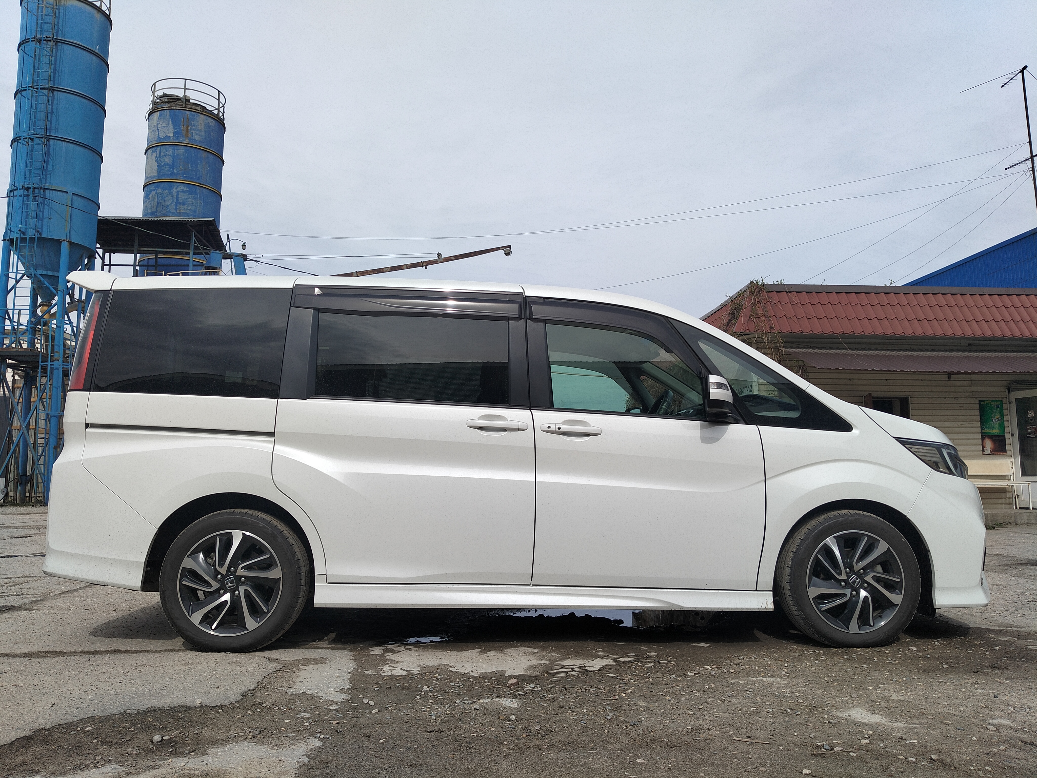 Автомобиль Honda Stepwgn VI (RP6-8), этап: Приемка автомобиля. Антикоррозийная обработка в Москве и МО — НеРыжий