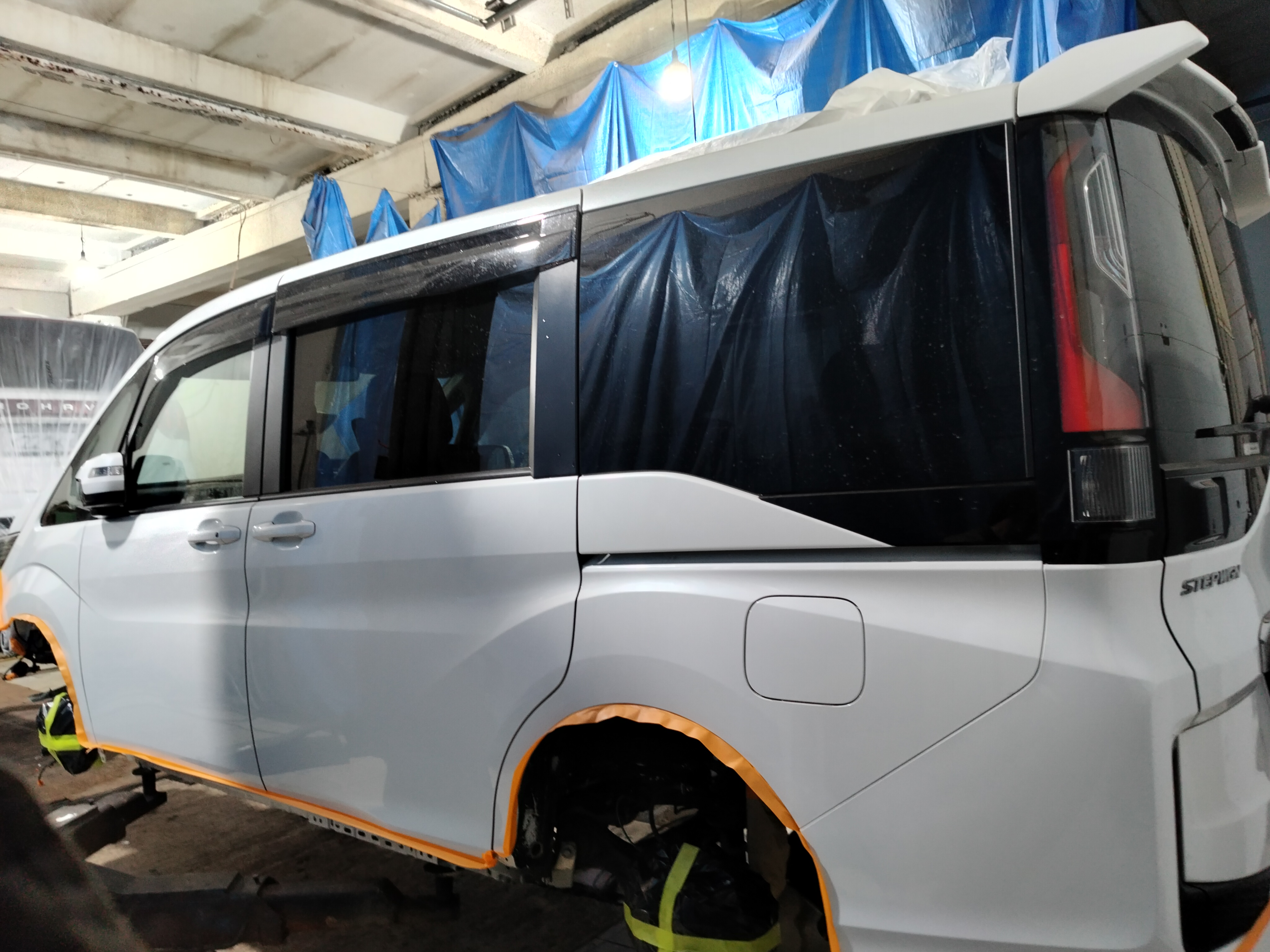 Автомобиль Honda Stepwgn VI (RP6-8), этап: Оклейка авто. Антикоррозийная обработка в Москве и МО — НеРыжий