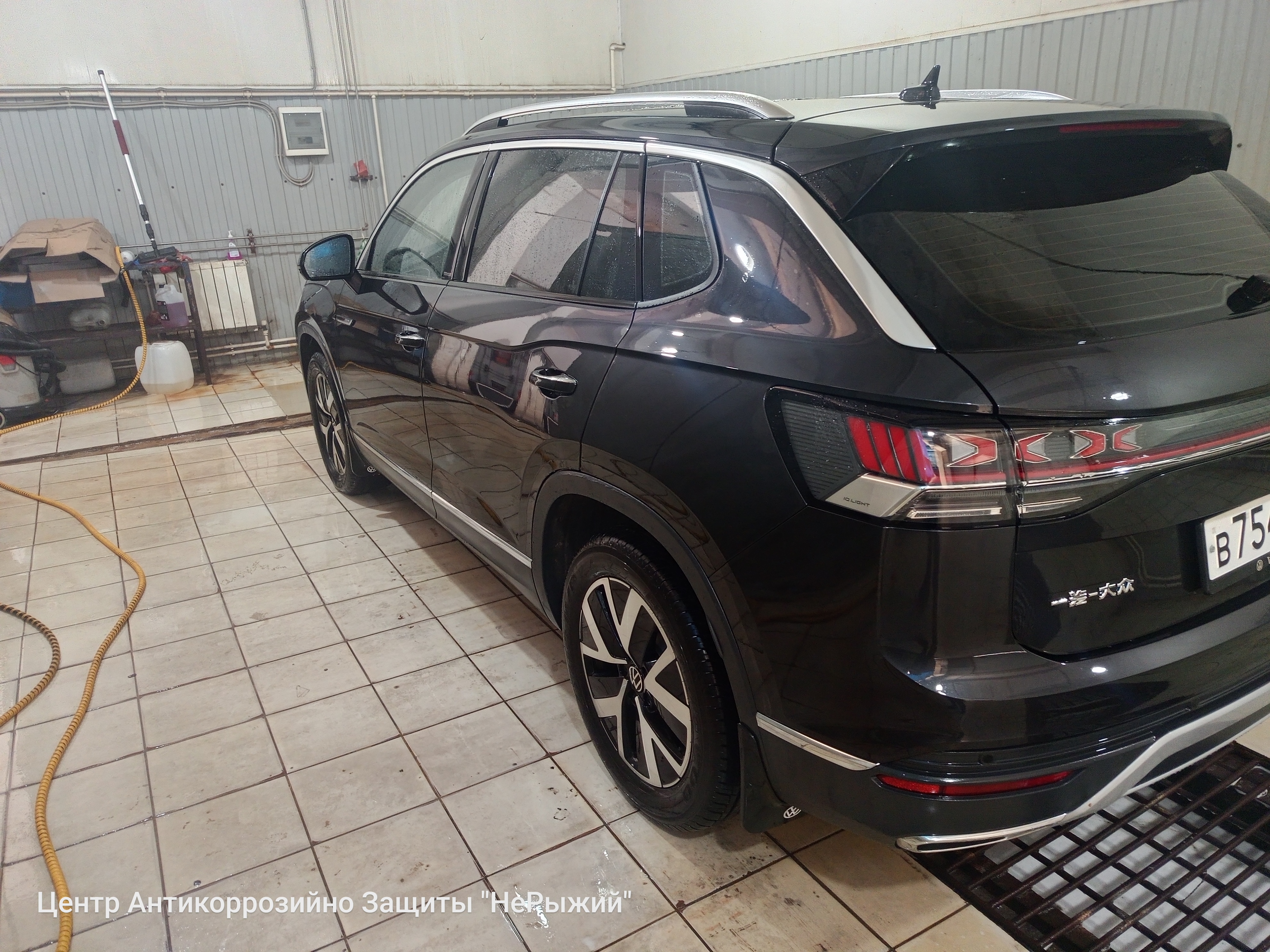 Автомобиль Volkswagen Tayron, этап: Выдача авто. Антикоррозийная обработка в Москве и МО — НеРыжий