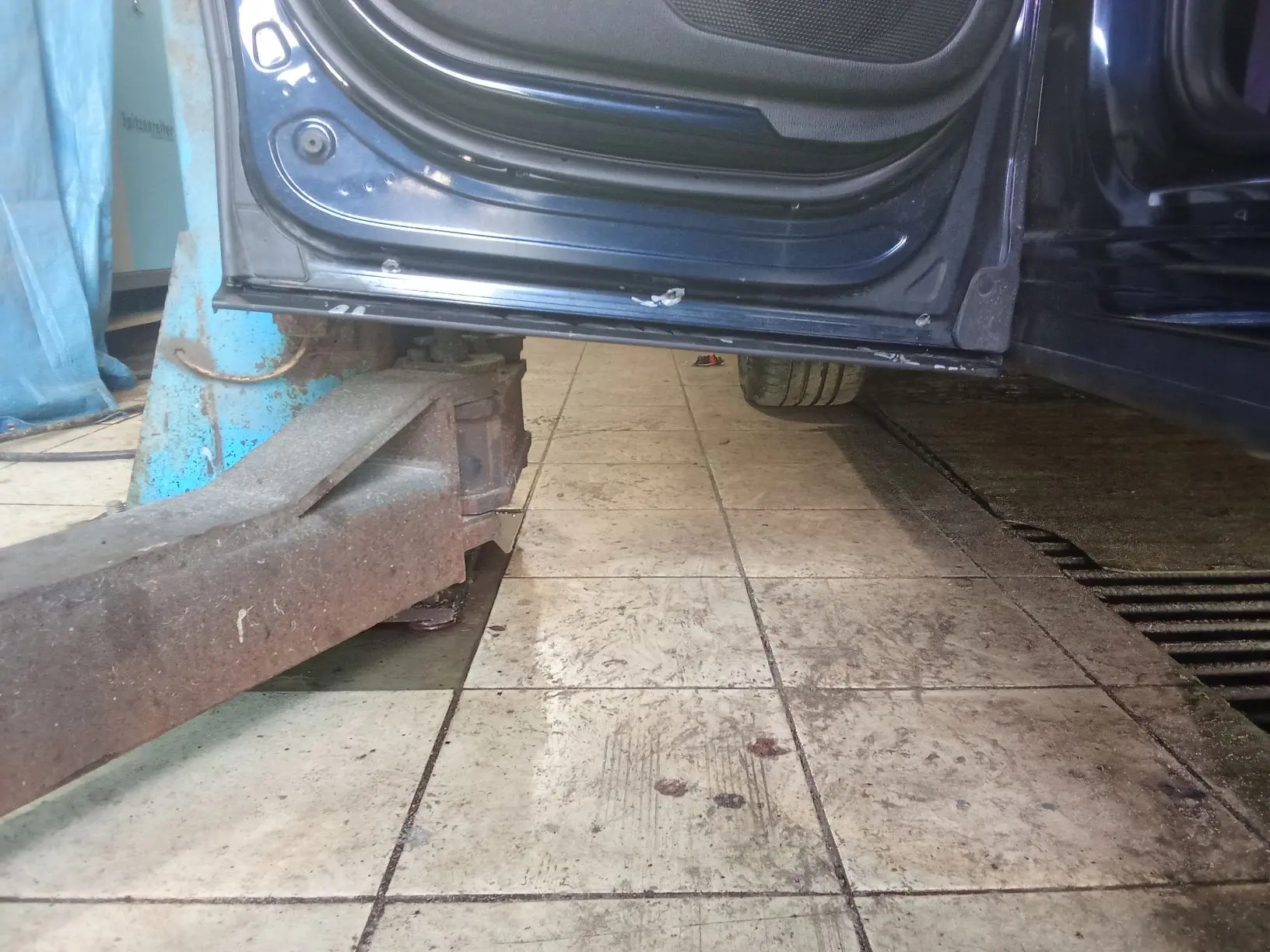 Автомобиль Mazda CX-5 II, этап: Обработка скрытых полостей.. Антикоррозийная обработка в Москве и МО — НеРыжий