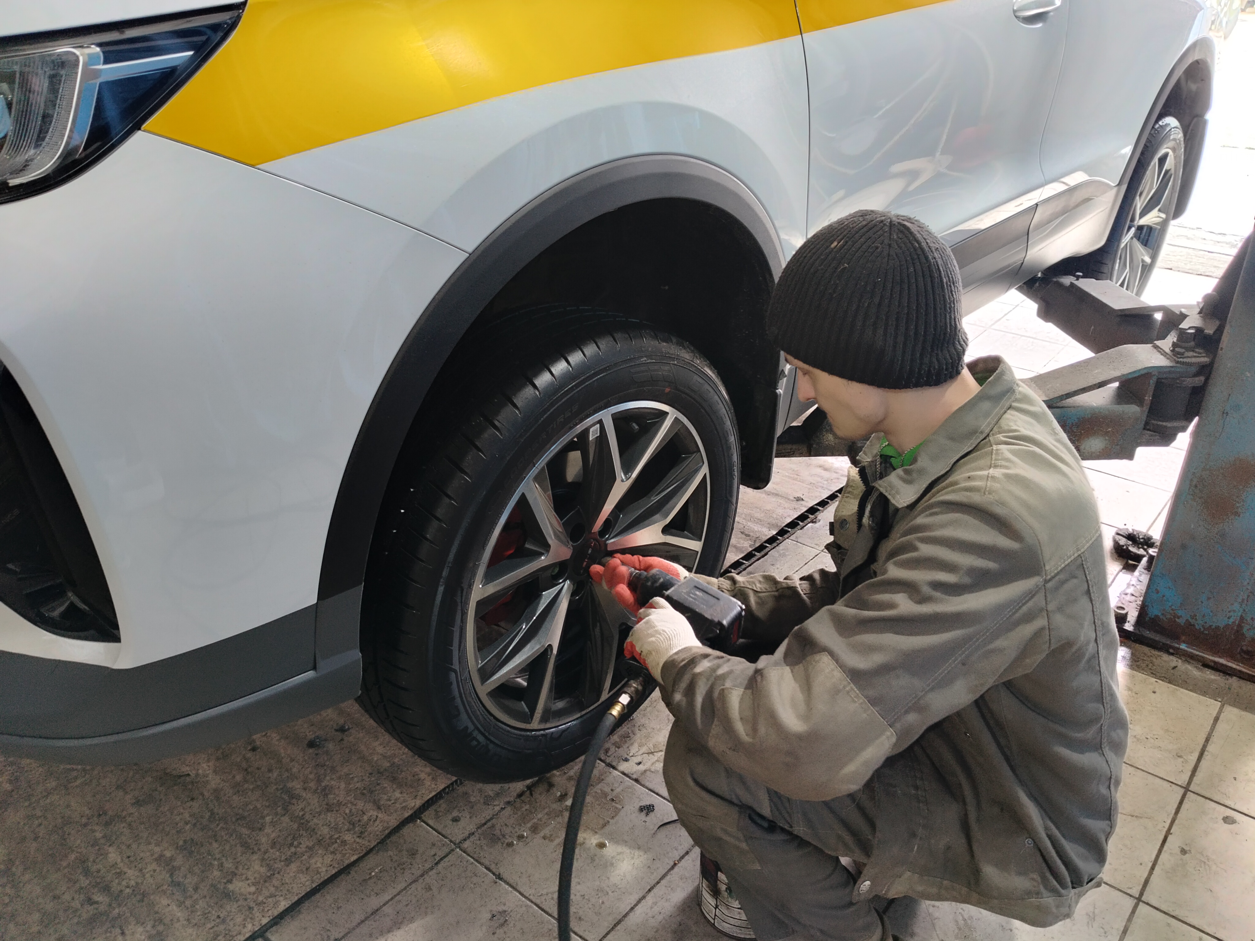 Автомобиль Chery Tiggo 7 Pro Max, этап: Разбор автомобиля. Антикоррозийная обработка в Москве и МО — НеРыжий