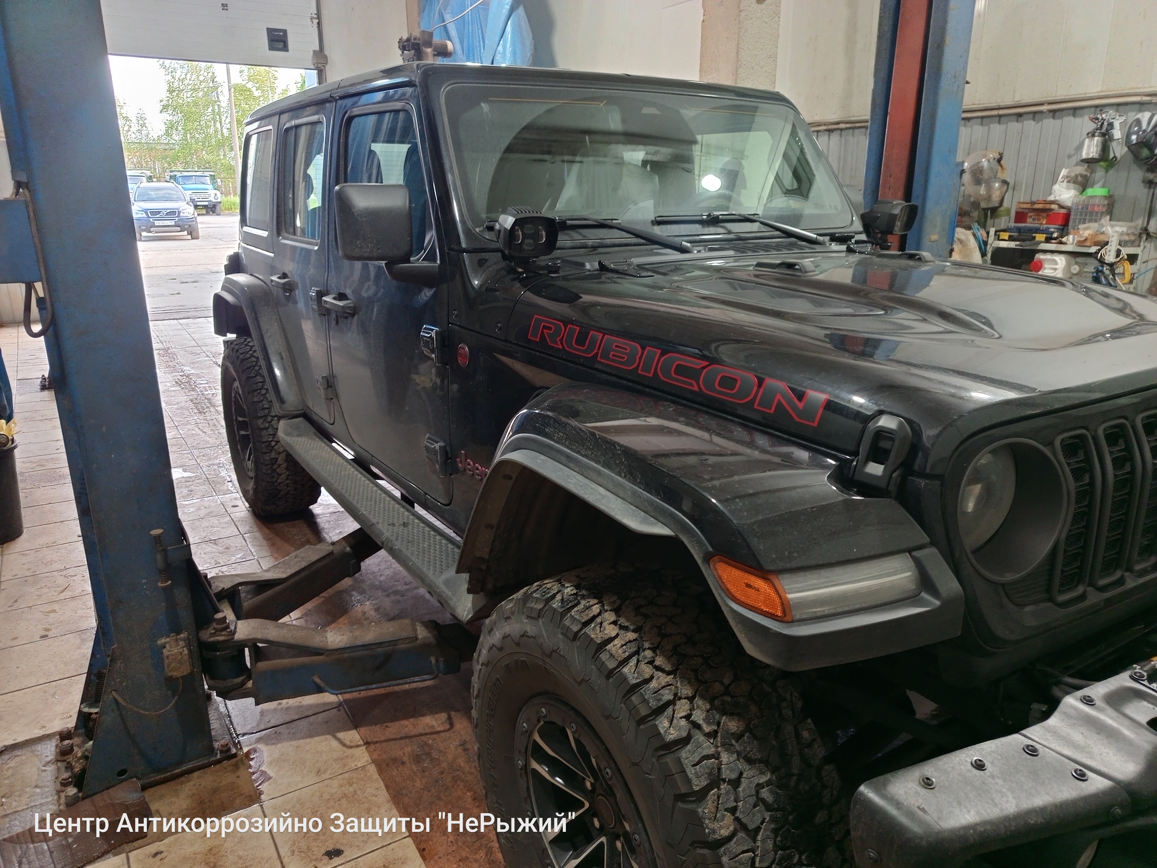 Автомобиль Jeep Wrangler IV (JL), этап: Приемка автомобиля. Антикоррозийная обработка в Москве и МО — НеРыжий