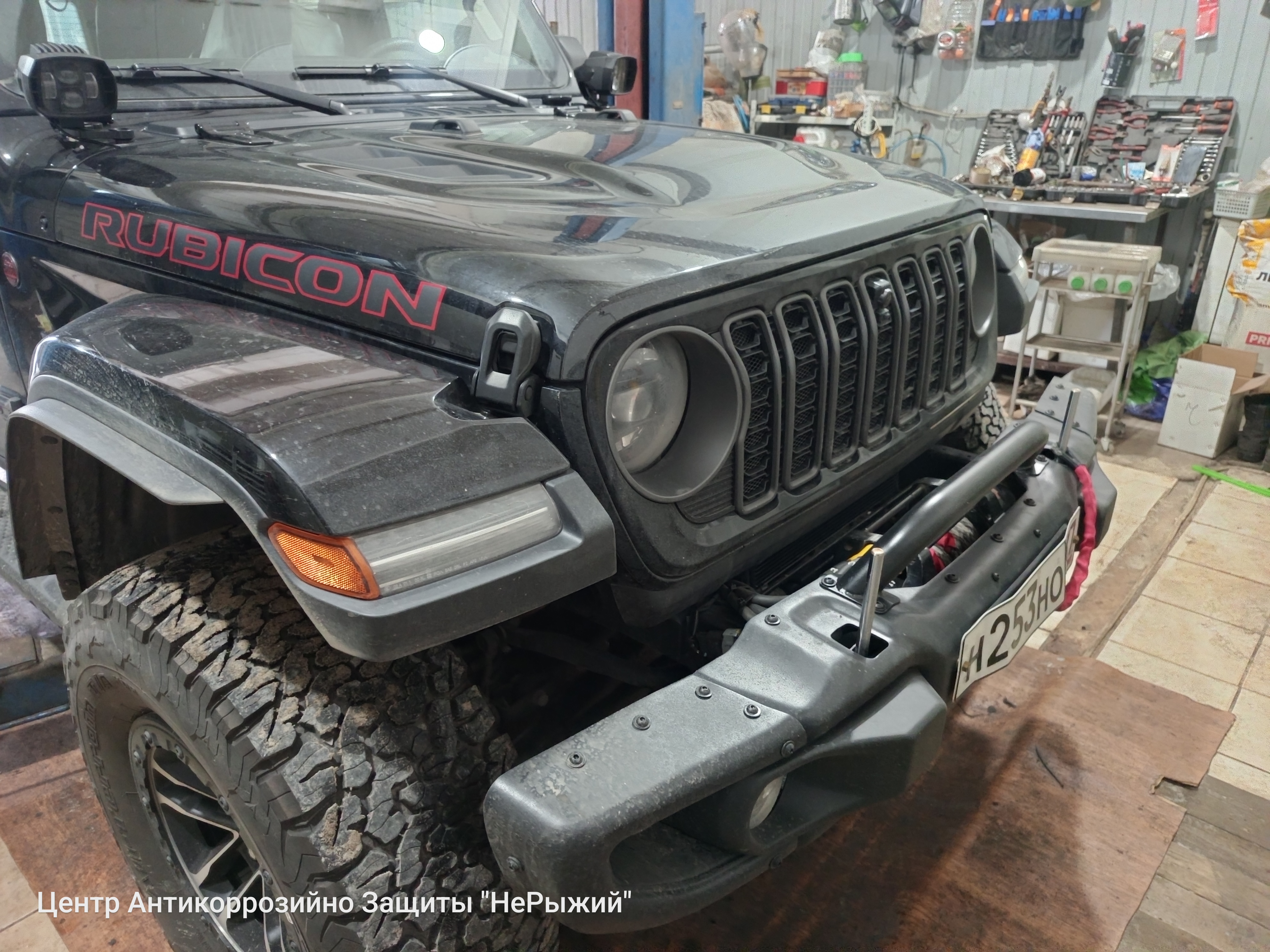 Автомобиль Jeep Wrangler IV (JL), этап: Приемка автомобиля. Антикоррозийная обработка в Москве и МО — НеРыжий