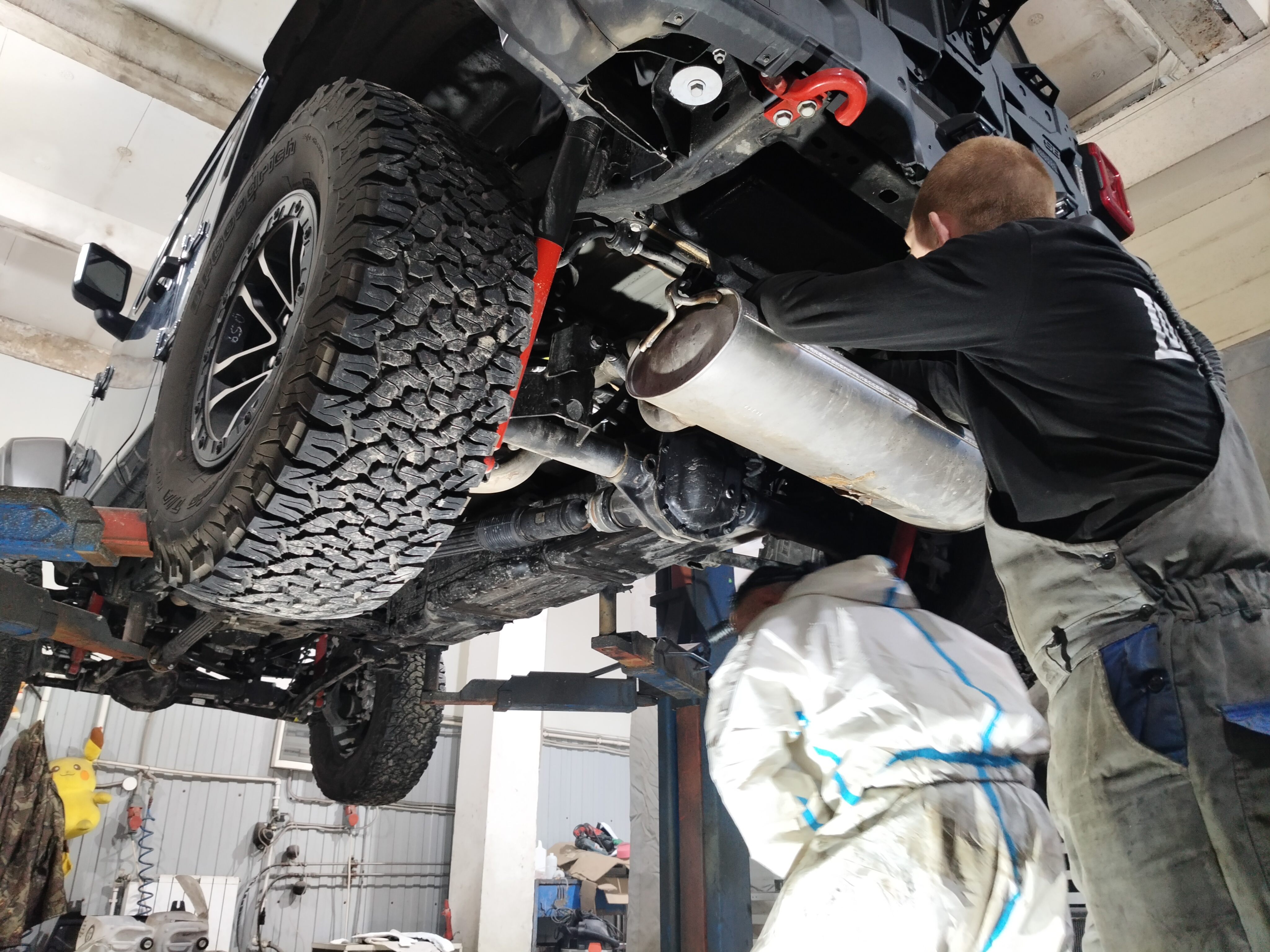 Автомобиль Jeep Wrangler IV (JL), этап: Разбор автомобиля. Антикоррозийная обработка в Москве и МО — НеРыжий