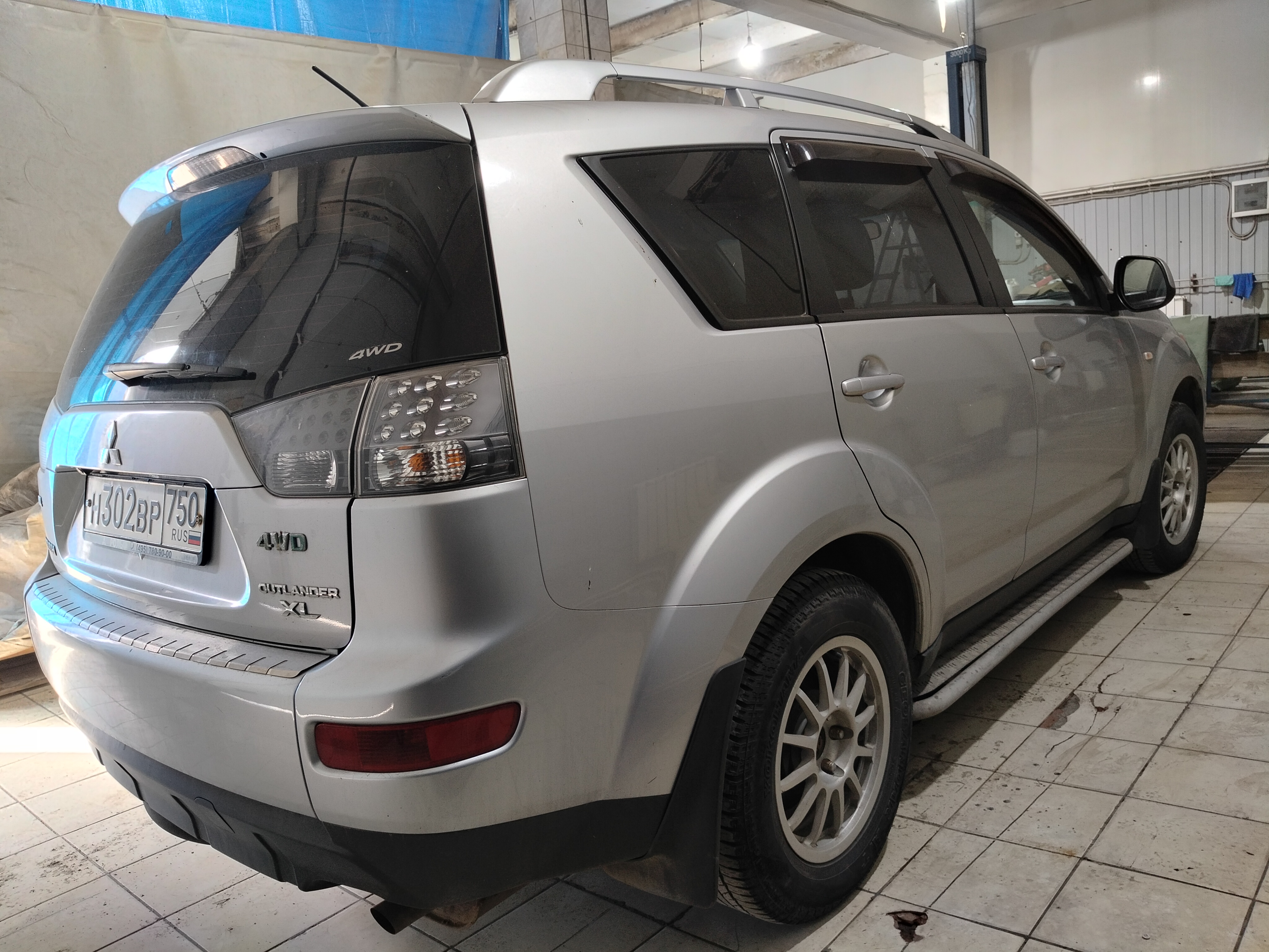 Автомобиль Mitsubishi Outlander XL, этап: Приемка автомобиля. Антикоррозийная обработка в Москве и МО — НеРыжий