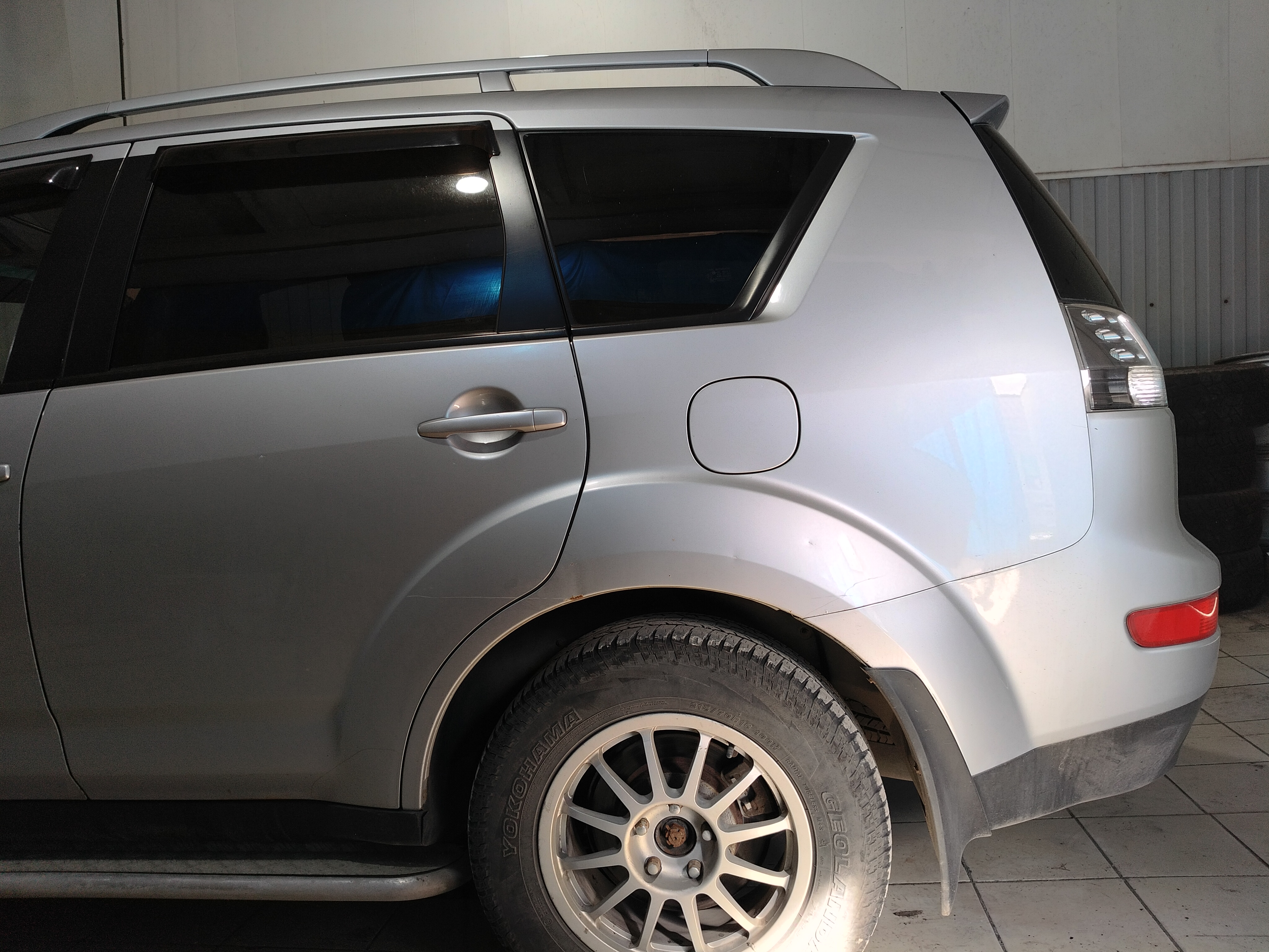 Автомобиль Mitsubishi Outlander XL, этап: Приемка автомобиля. Антикоррозийная обработка в Москве и МО — НеРыжий