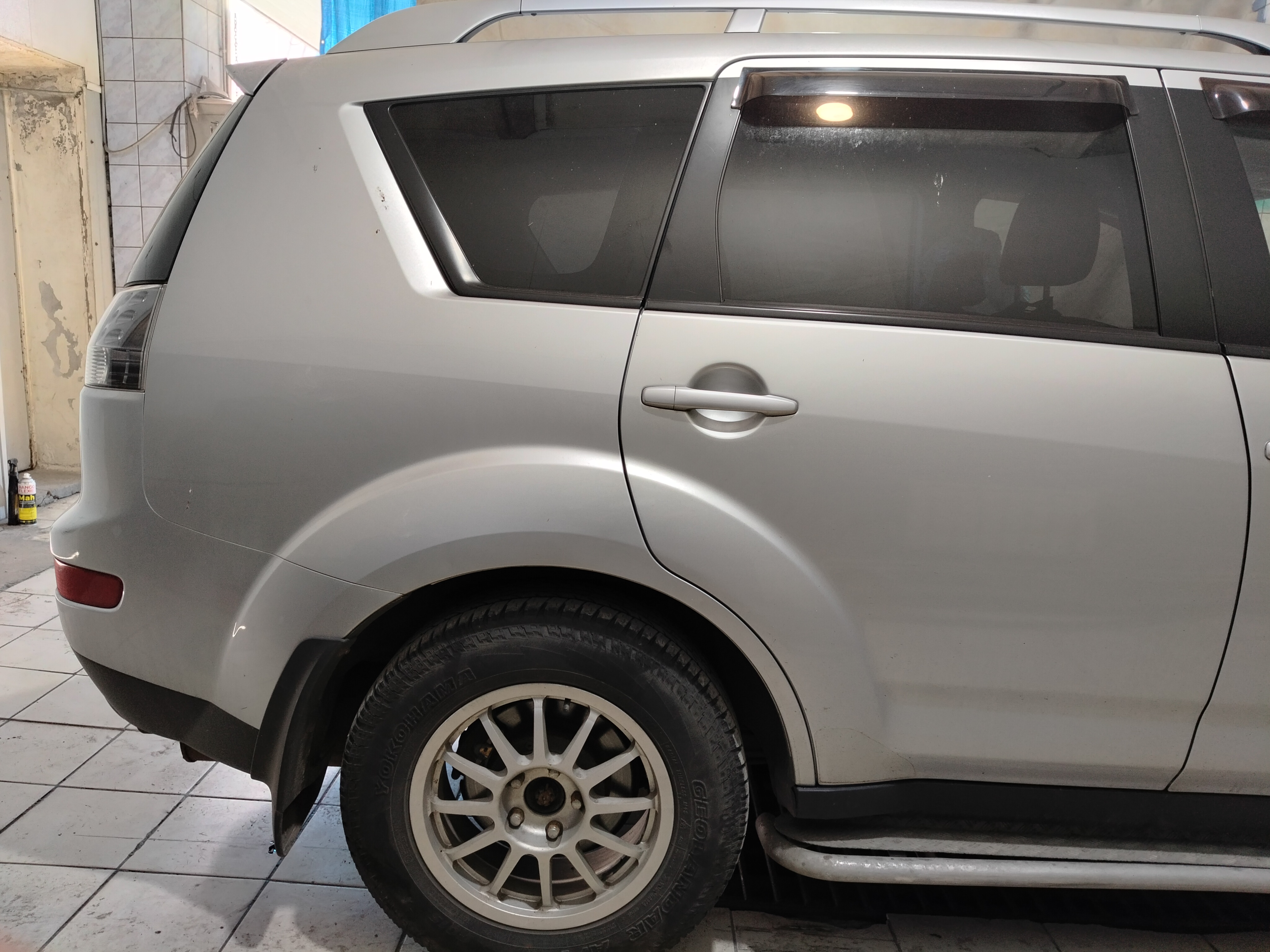 Автомобиль Mitsubishi Outlander XL, этап: Приемка автомобиля. Антикоррозийная обработка в Москве и МО — НеРыжий