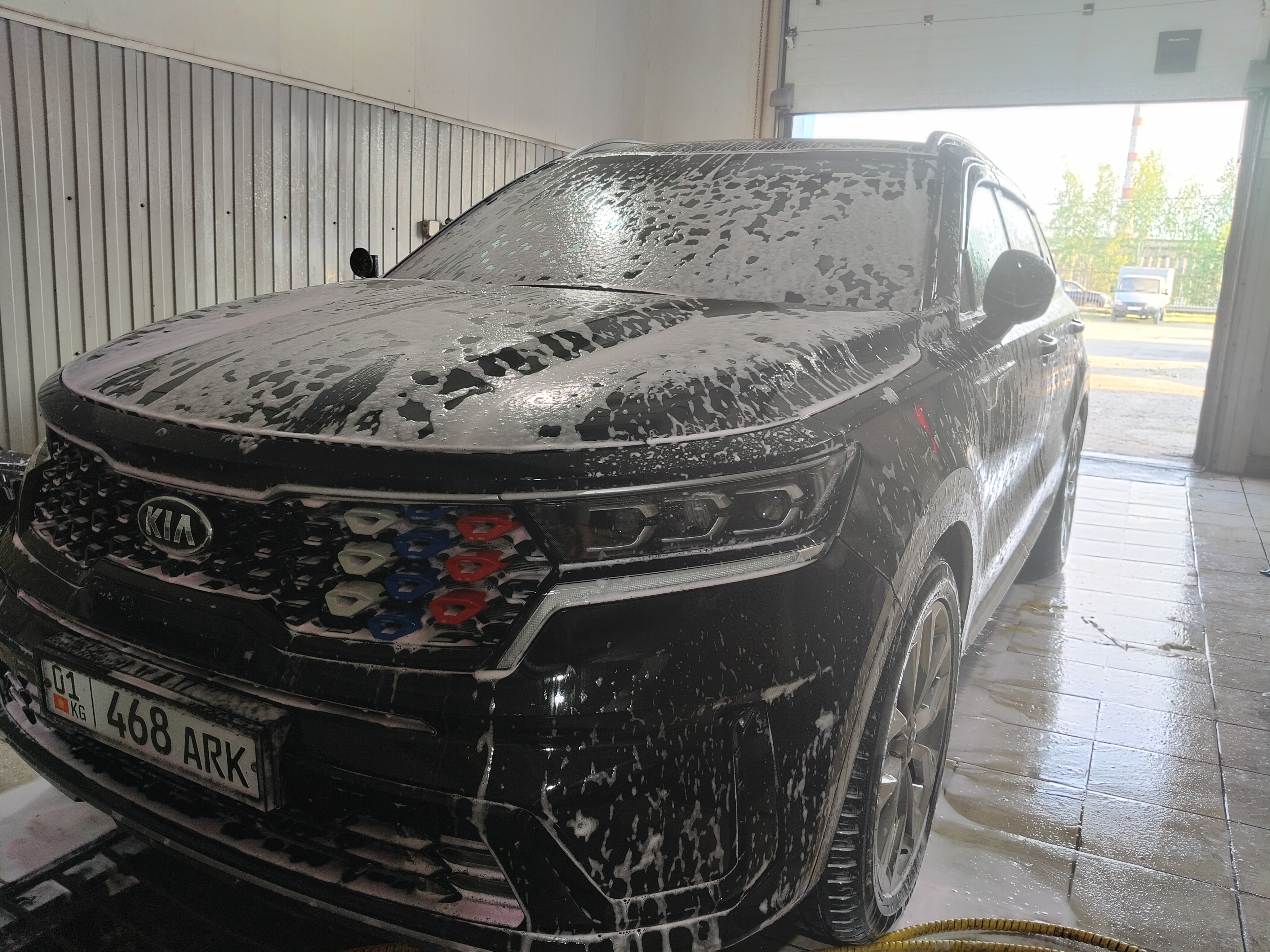 Автомобиль Kia Sorento IV (MQ4), этап: Техническая мойка кузова. Антикоррозийная обработка в Москве и МО — НеРыжий