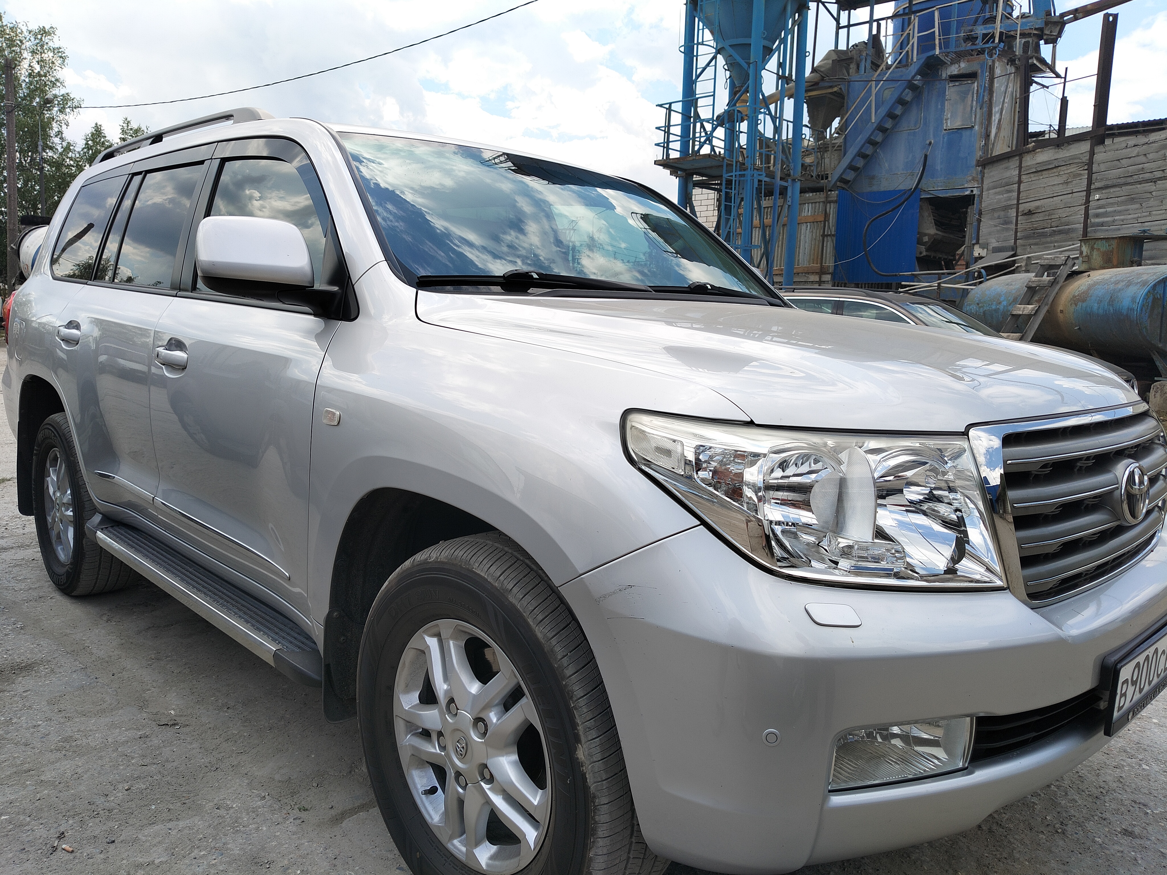 Автомобиль Toyota Land Cruiser 200, этап: Приемка автомобиля. Антикоррозийная обработка в Москве и МО — НеРыжий