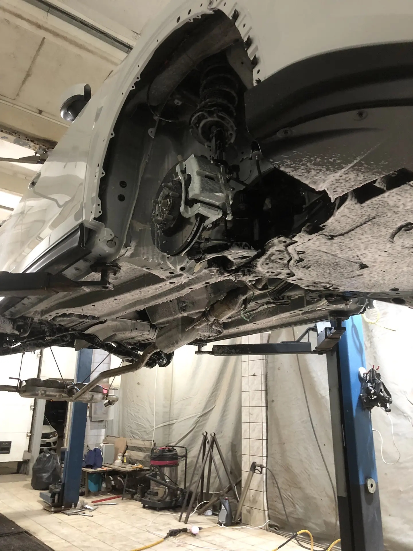 Автомобиль Mazda CX-5 II, этап: Разбор автомобиля. Антикоррозийная обработка в Москве и МО — НеРыжий