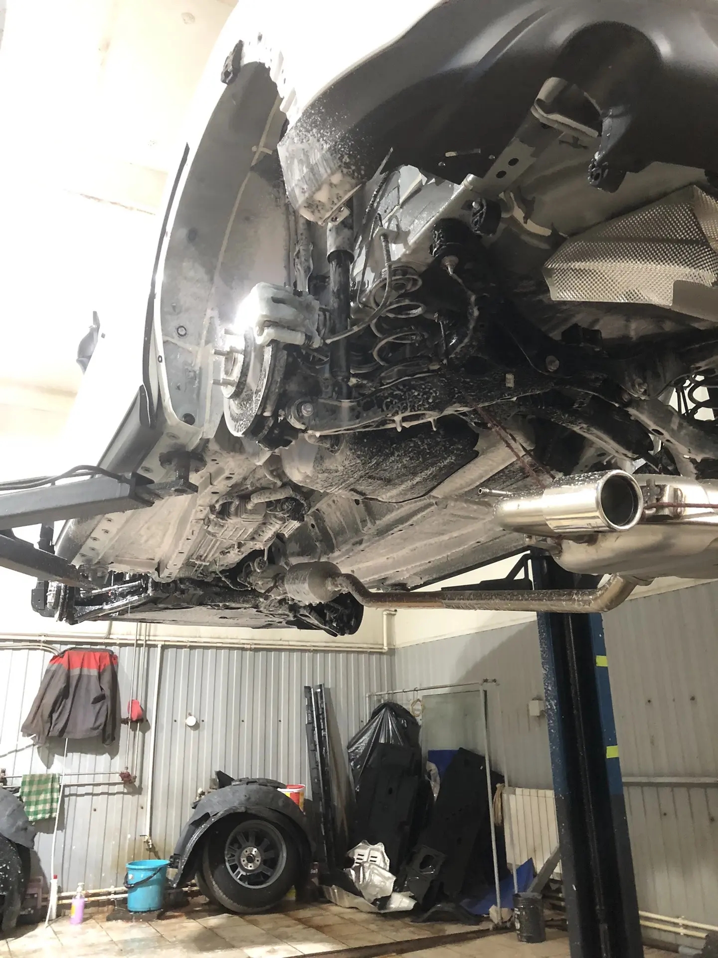 Автомобиль Mazda CX-5 II, этап: Мойка днища для новых авто до 500км. Антикоррозийная обработка в Москве и МО — НеРыжий