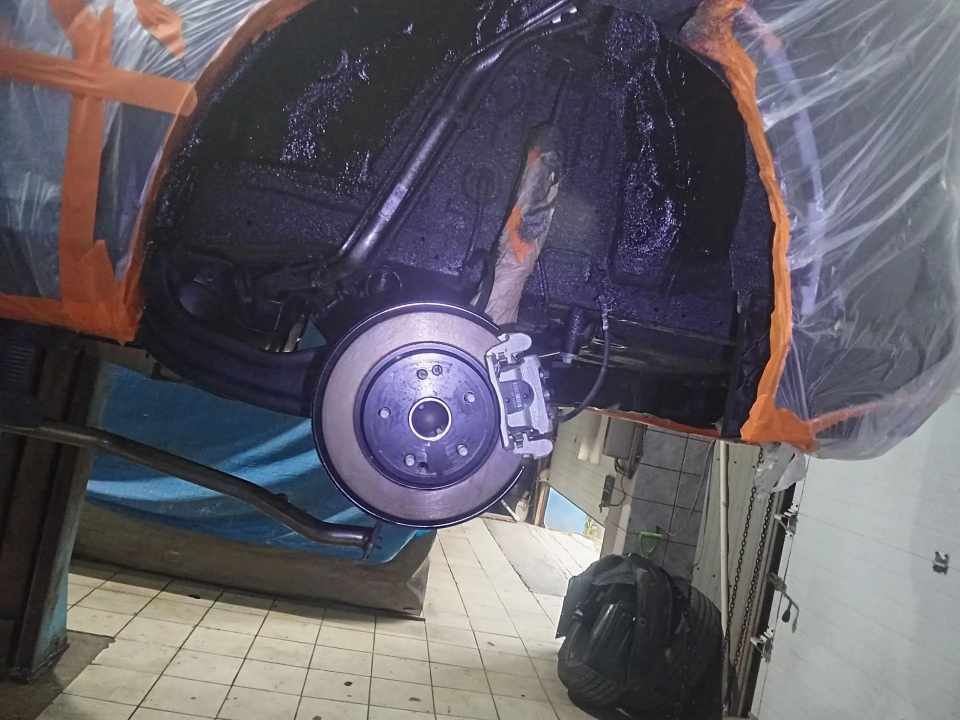Автомобиль Geely Cityray, этап: Распыляемый герметик. Антикоррозийная обработка в Москве и МО — НеРыжий