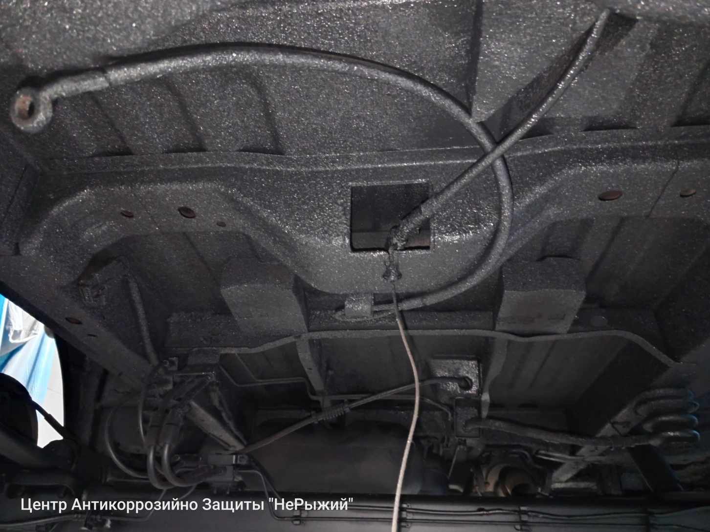 Автомобиль Ford Transit IV, этап: Распыляемый герметик. Антикоррозийная обработка в Москве и МО — НеРыжий
