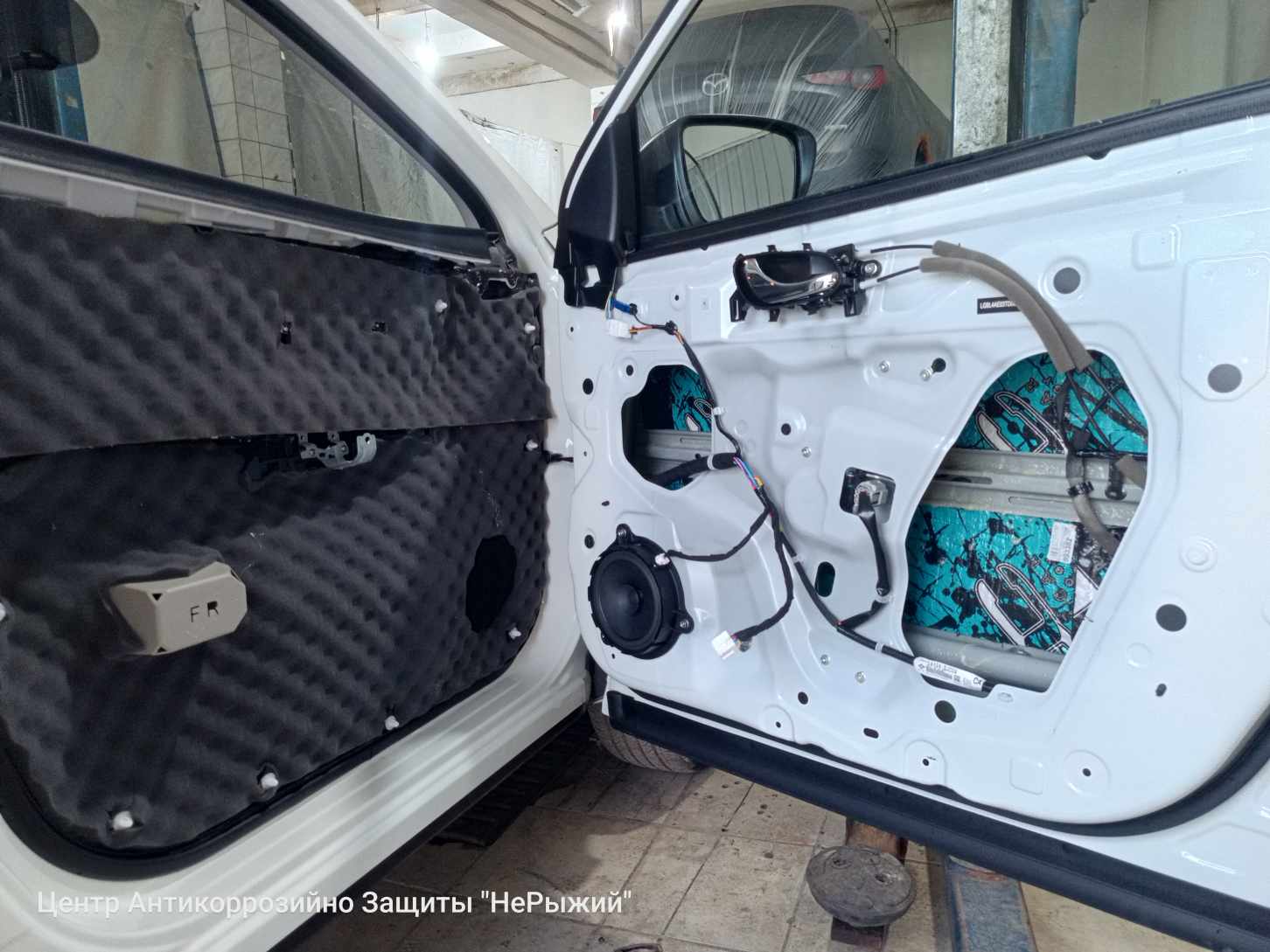 Автомобиль Nissan Qashqai III (J12), этап: Монтаж виброизоляции. Антикоррозийная обработка в Москве и МО — НеРыжий
